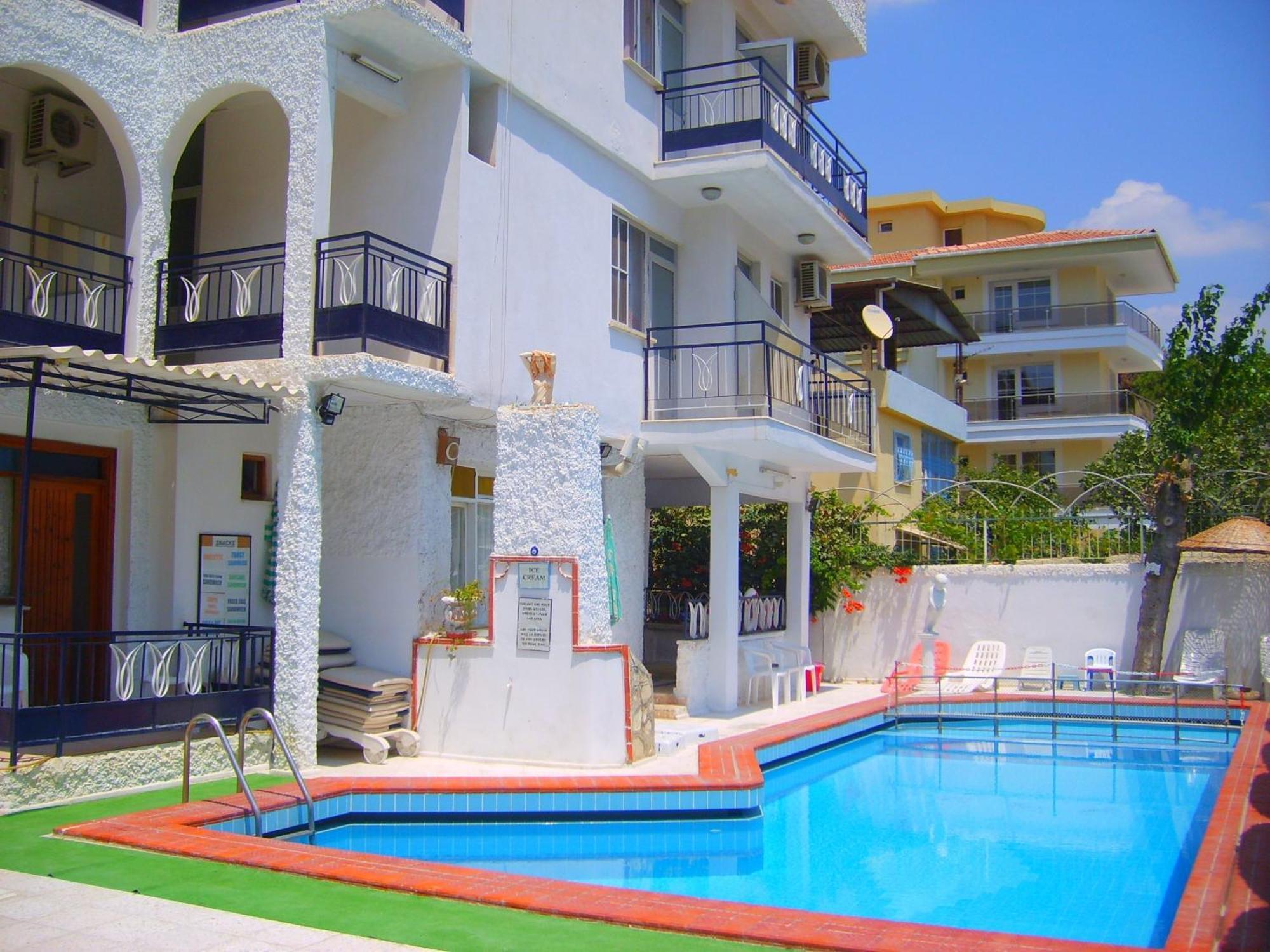 Villa Fortin Pension Кушадасы Экстерьер фото